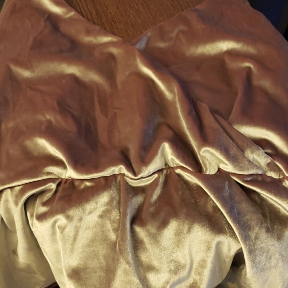 KENDALL + KYLIE l Twist Strap Tank in Granite and Cherry Size Small - Picture 4 of 11